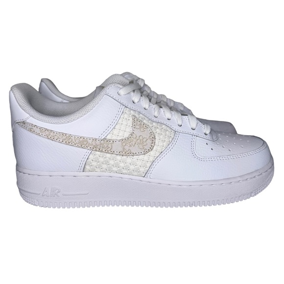 Nike Air Force 1 ‘07 SE White Multi Color Sail DO9458 100 Women’s Size 10 - Picture 3 of 4